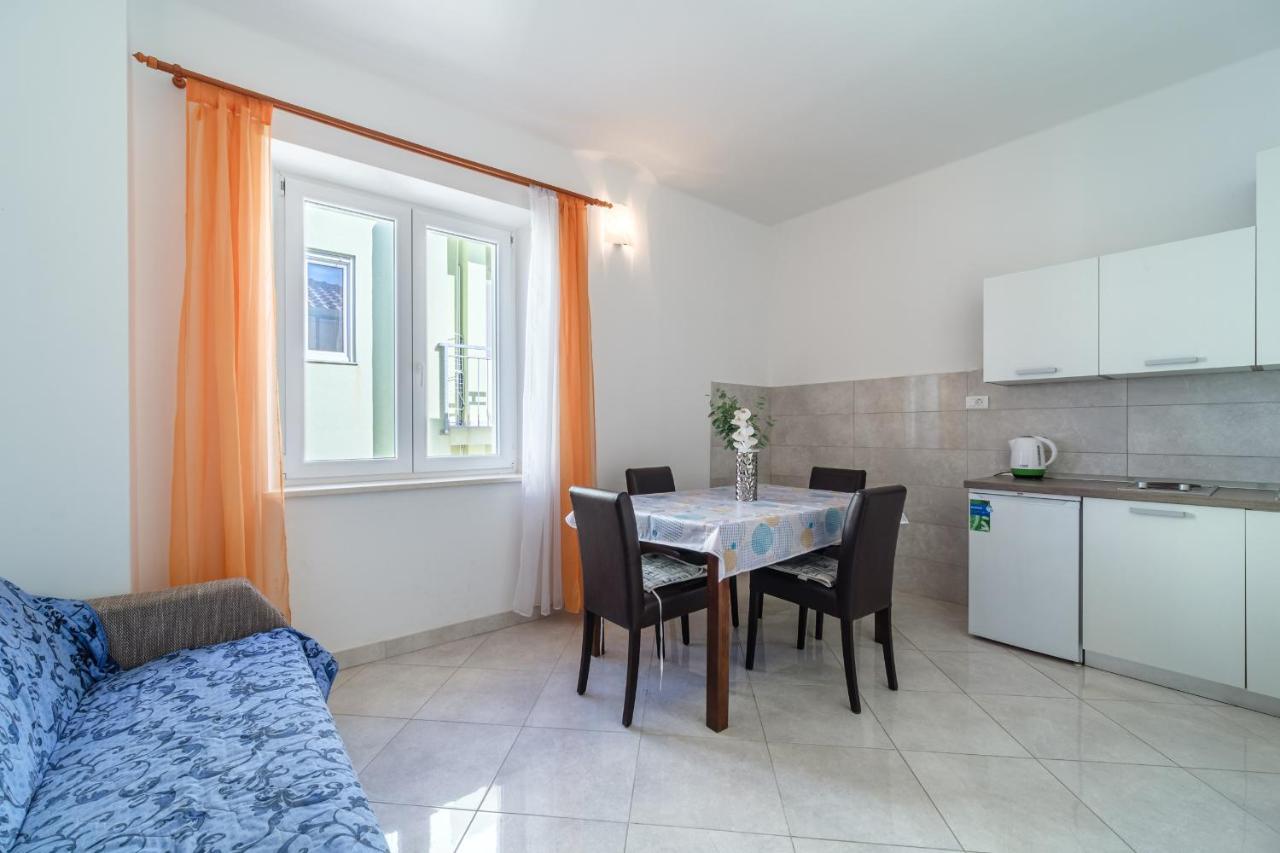 Beach Paradise Apartments Подстрана Экстерьер фото